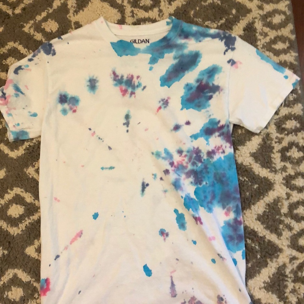 Blue and purple tie dye short sleeve shirt